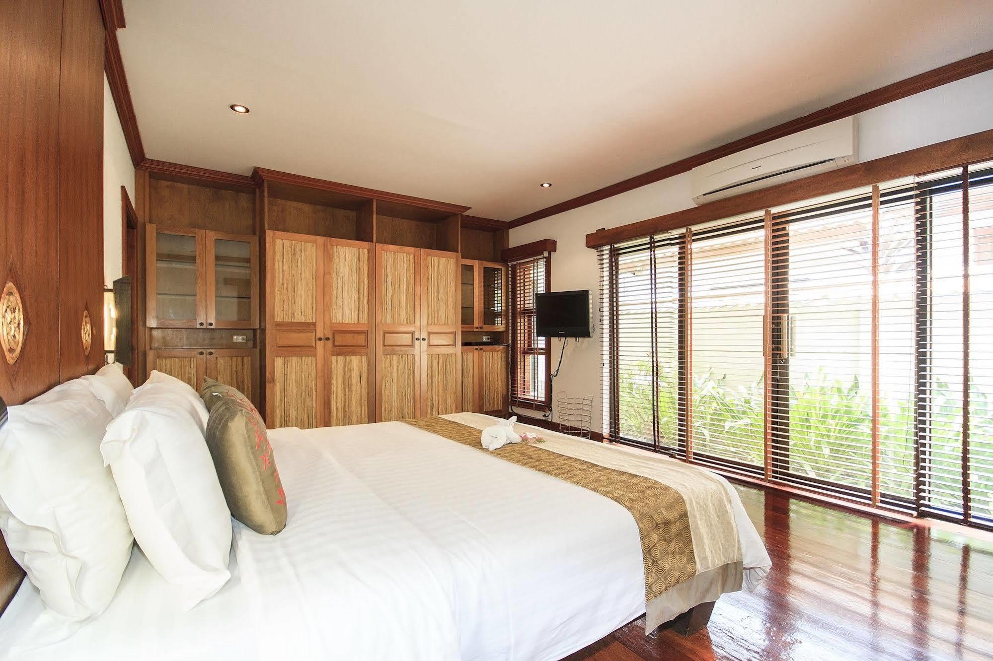 Pao Jin Poon Beach Front Villa Ko Samui Extérieur photo