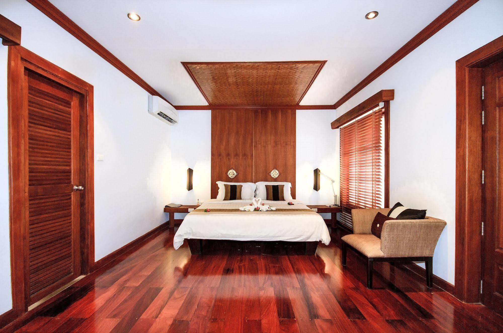 Pao Jin Poon Beach Front Villa Ko Samui Extérieur photo