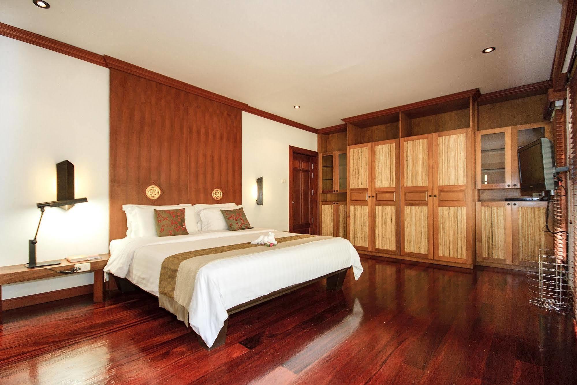 Pao Jin Poon Beach Front Villa Ko Samui Extérieur photo